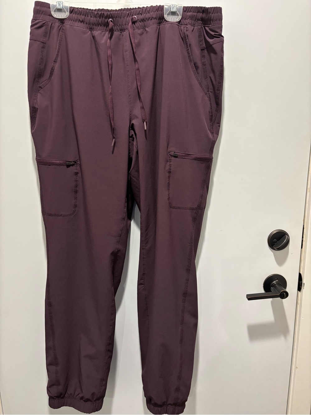 Eddie Bauer Women's Fleece Lined Cargo Joggers - Maroon Size 14